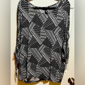 Black & White Tunic Top
